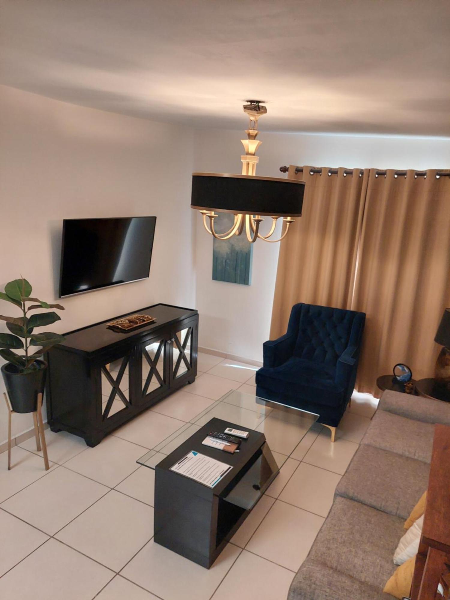 Escala Hmo A700 Mts Del Consulado Americano * Hermosillo